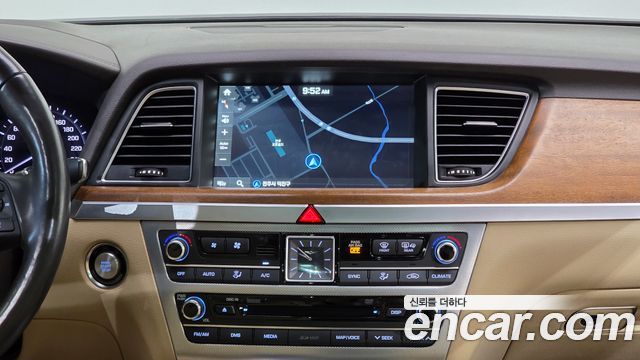 Genesis G80 3.3 GDI AWD Premium Luxury 2018 — фото 14