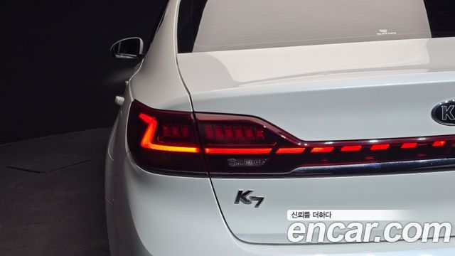 Kia K7 Premier 3.0 GDI Signature 2020 — фото 23