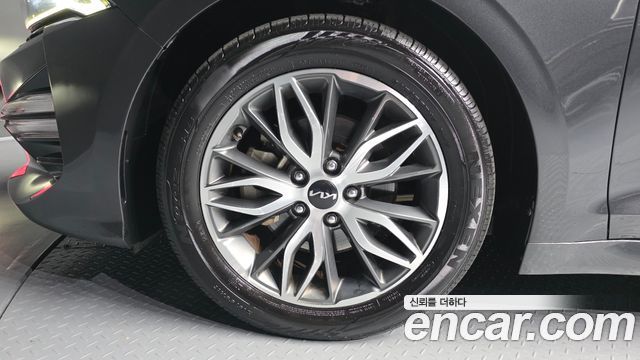 Kia K5 (III) 2.0 Prestige 2022 — фото 5