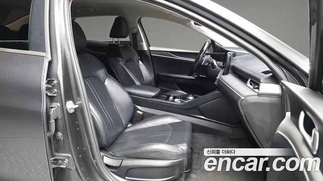 Kia K5 (III) 2.0 Prestige 2022 — фото 15