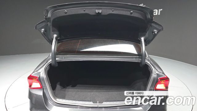 Kia K5 (III) 2.0 Prestige 2022 — фото 24