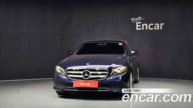 Mercedes-Benz E-Class (W213) E220d Avantgarde 2017 — фото 3