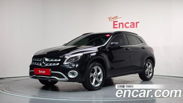 Mercedes-Benz GLA-Class (X156) GLA220