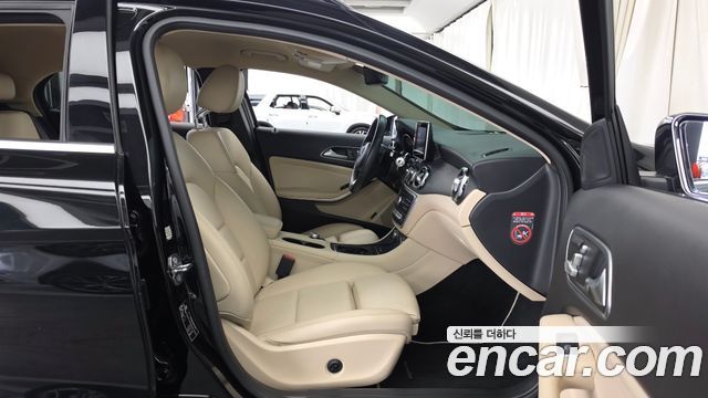Mercedes-Benz GLA-Class (X156) GLA220 2019 — фото 11