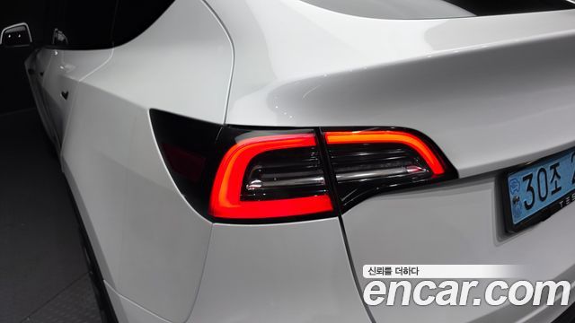 Tesla Model Y Performance AWD 2022 — фото 23