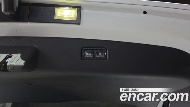 Genesis GV70 2.5T Gasoline AWD 2023 — фото 23