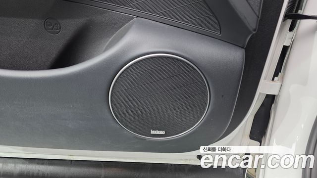 Genesis GV70 2.5T Gasoline AWD 2023 — фото 45