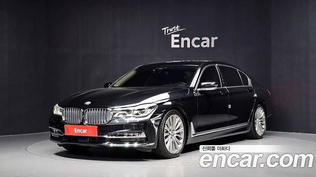 BMW 7 Series (G11) 740Li xDrive