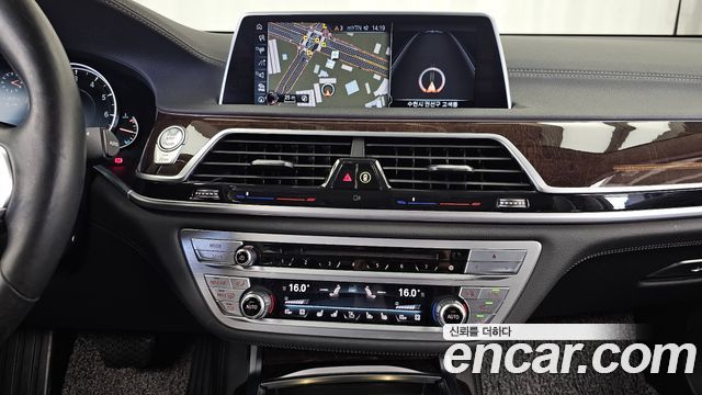 BMW 7 Series (G11) 740Li xDrive 2016 — фото 14