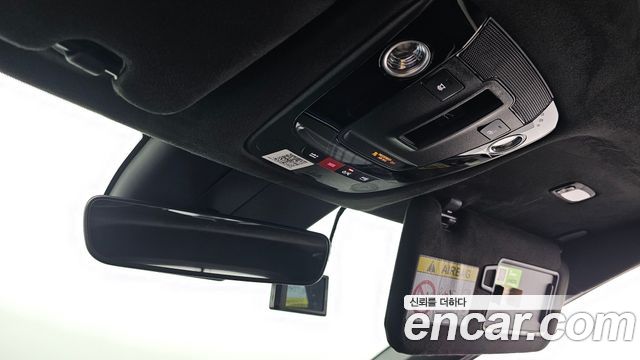 Kia EV6 Long Range 4WD GT Line 2023 — фото 27