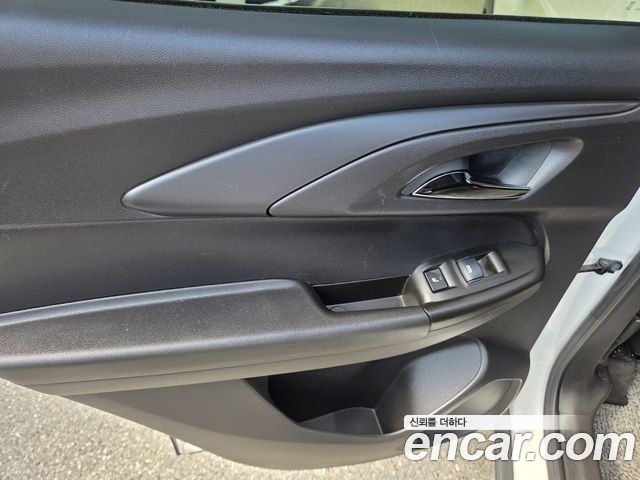Chevrolet Trailblazer 1.3 Turbo 2WD LT 2024 — фото 20