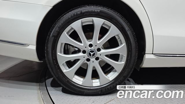 Mercedes-Benz E-Class (W213) E220d Exclusive 2018 — фото 5