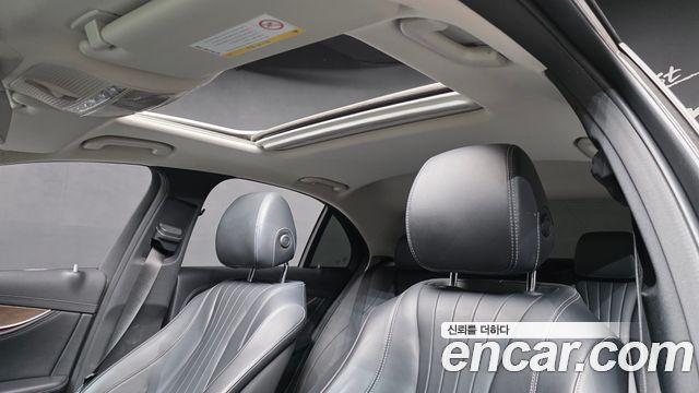 Mercedes-Benz E-Class (W213) E220d Exclusive 2018 — фото 17