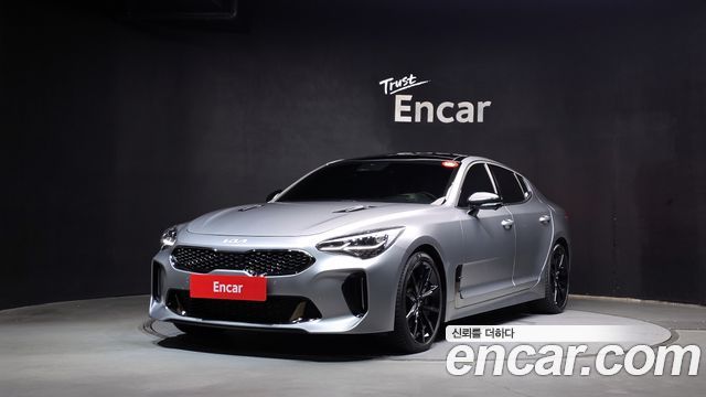 Kia Stinger Meister 3,3 GT Tribute Edition 2023 — фото 1