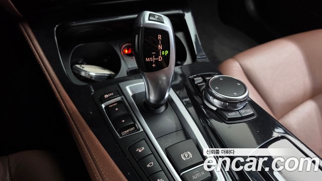 BMW 5 Series (F10) 520d xDrive M Aero Dynamic 2016 — фото 9