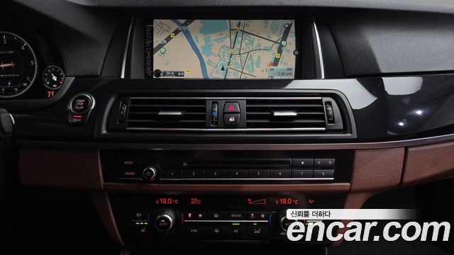 BMW 5 Series (F10) 520d xDrive M Aero Dynamic 2016 — фото 14