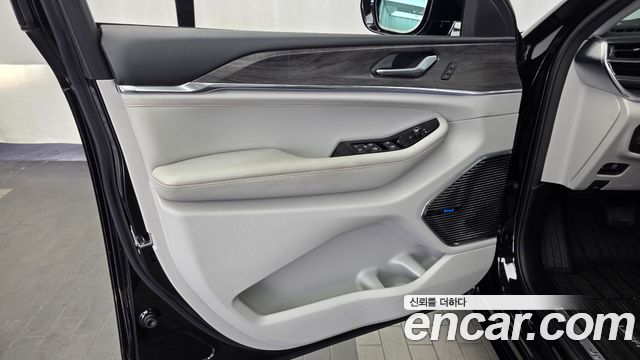 Jeep Grand Cherokee (WL) L 3.6 Overland 2022 — фото 24
