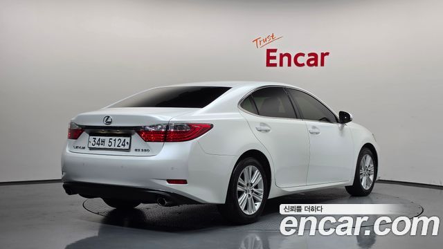 Lexus ES350 Supreme XV60 2013 — фото 2