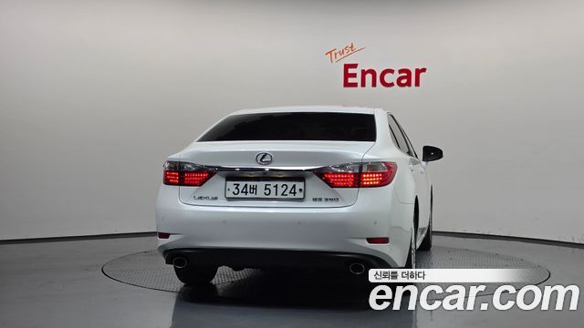 Lexus ES350 Supreme XV60 2013 — фото 4