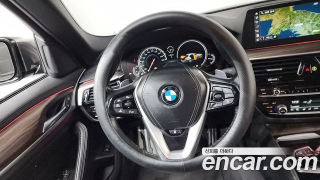 BMW 5 Series (G30) 530i xDrive M Sport Package Plus 2017 — фото 14