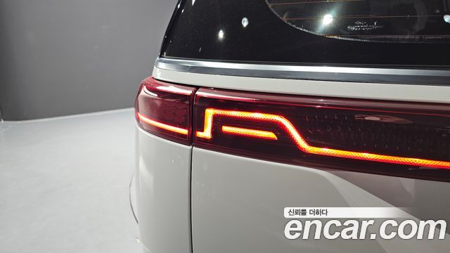 Kia Carnival (IV) Gasoline 9-Seater Signature 2021 — фото 23