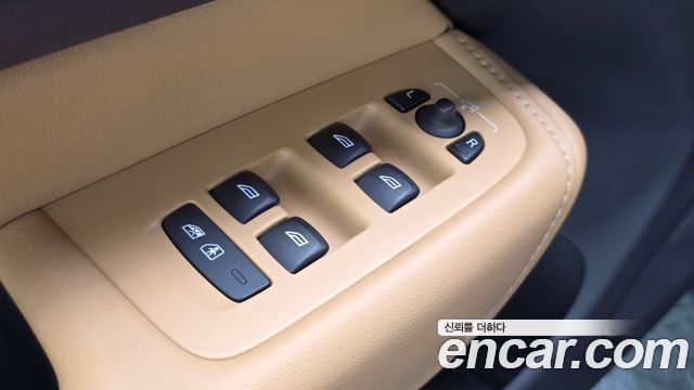 Volvo XC60 (II) D5 Inscription 2019 — фото 27