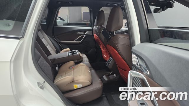 BMW X1 (U11) M35i xDrive 2025 — фото 11