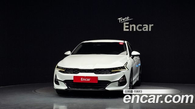 Kia K5 (III) 2.0 Trendy 2023 — фото 3