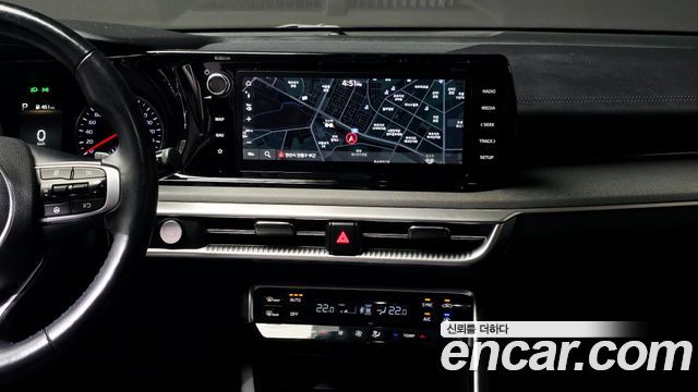 Kia K5 (III) 2.0 Trendy 2023 — фото 13