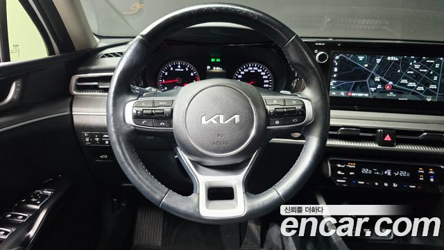 Kia K5 (III) 2.0 Trendy 2023 — фото 14