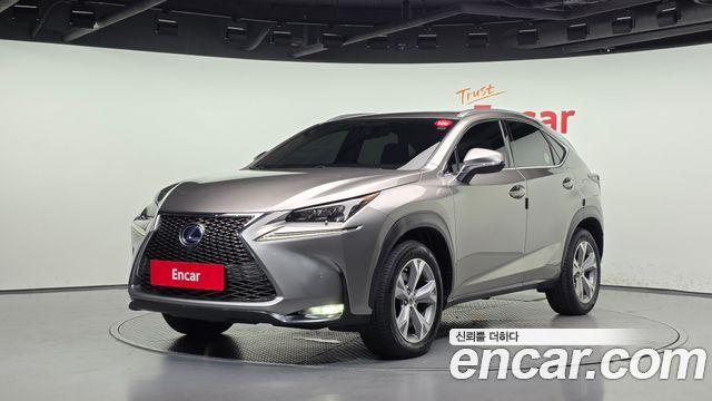 Lexus NX300h Executive