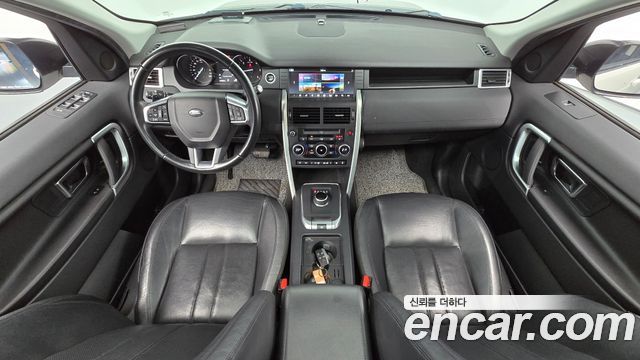 Land Rover Discovery Sport 2.0 TD4 SE 2017 — фото 7