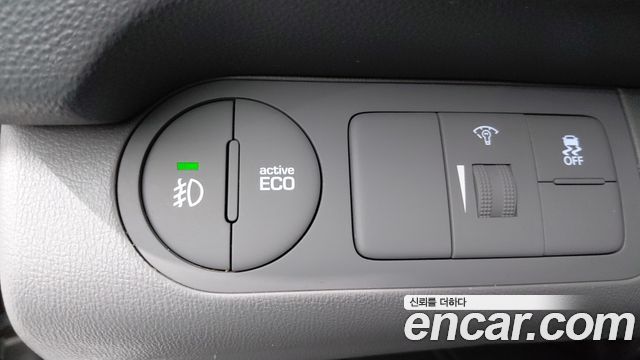 Hyundai Grand Starex Van 3-Seater Smart 2021 — фото 16