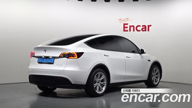 Tesla Model Y Long Range AWD 2022 — фото 2