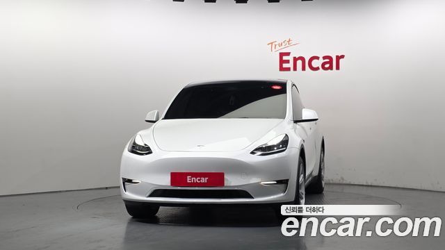 Tesla Model Y Long Range AWD 2022 — фото 3