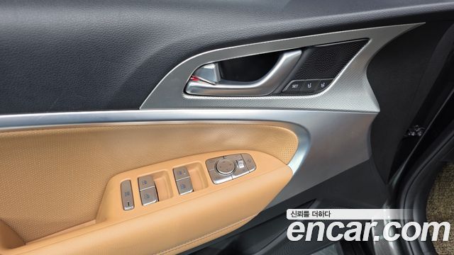 Genesis G70 Gasoline 2.5T 4WD 2024 — фото 33