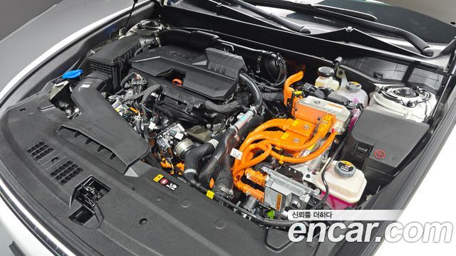 Hyundai Grandeur Hybrid (GN7) Calligraphy 2025 — фото 6