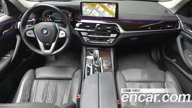 BMW 5 Series (G30) 523d Luxury 2023 — фото 7