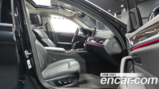 BMW 5 Series (G30) 523d Luxury 2023 — фото 26