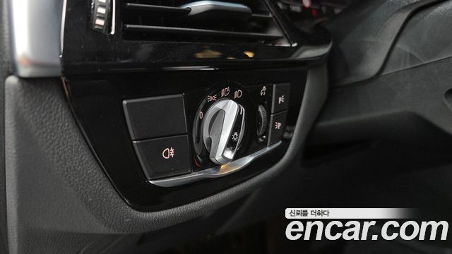 BMW 5 Series (G30) 523d Luxury 2023 — фото 28
