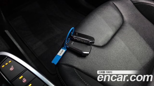 Kia Niro Plus Air 2023 — фото 24