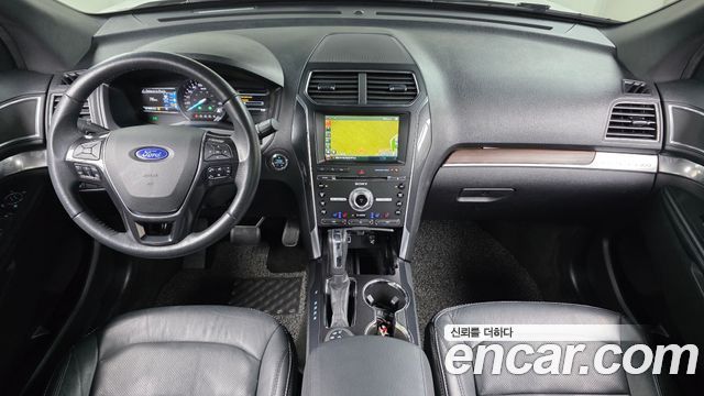 Ford Explorer 2.3 Limited 4WD 5th 2017 — фото 7