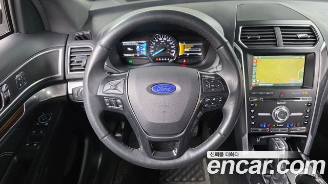 Ford Explorer 2.3 Limited 4WD 5th 2017 — фото 14