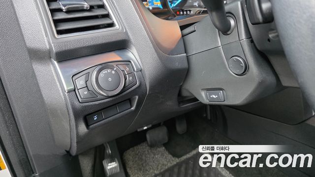 Ford Explorer 2.3 Limited 4WD 5th 2017 — фото 27