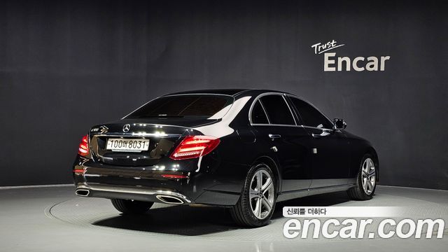 Mercedes-Benz E-Class (W213) E300 Avantgarde 2019 — фото 2