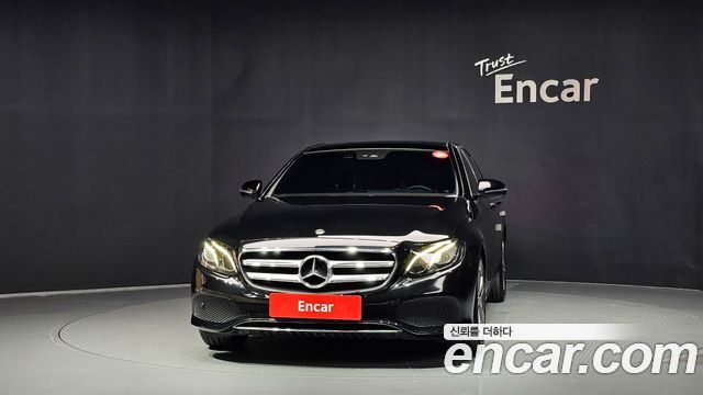 Mercedes-Benz E-Class (W213) E300 Avantgarde 2019 — фото 3