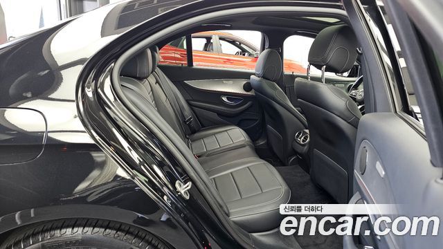 Mercedes-Benz E-Class (W213) E300 Avantgarde 2019 — фото 12