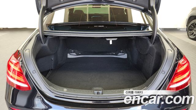 Mercedes-Benz E-Class (W213) E300 Avantgarde 2019 — фото 20