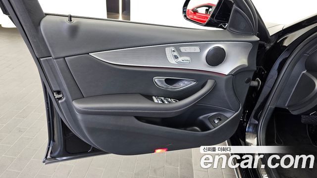 Mercedes-Benz E-Class (W213) E300 Avantgarde 2019 — фото 24