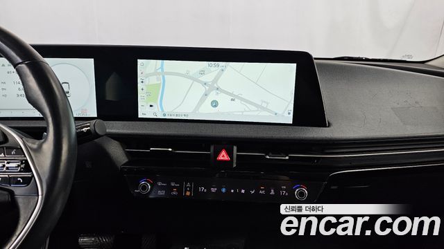 Kia EV6 Standard 4WD Air 2022 — фото 14